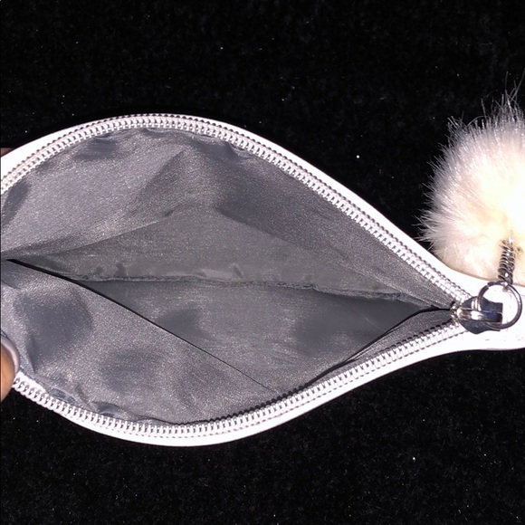 Purse - Picture 2 of 2